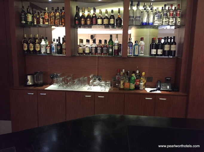Food & Drinks 5, Pearlwort Hotel & Suites, Ikeja