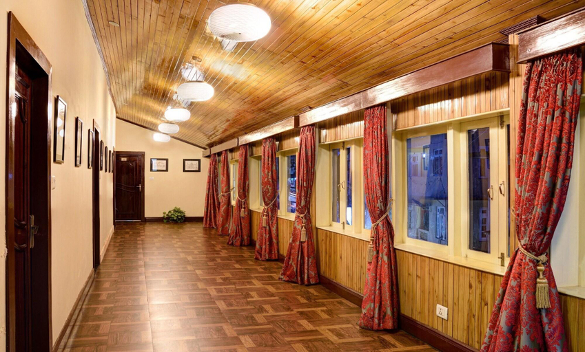 Public Area 3, Yashshree Mall Road Darjeeling, Darjiling