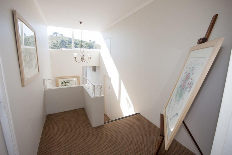 Public Area 4, Headlands House Guest Lodge, Eden