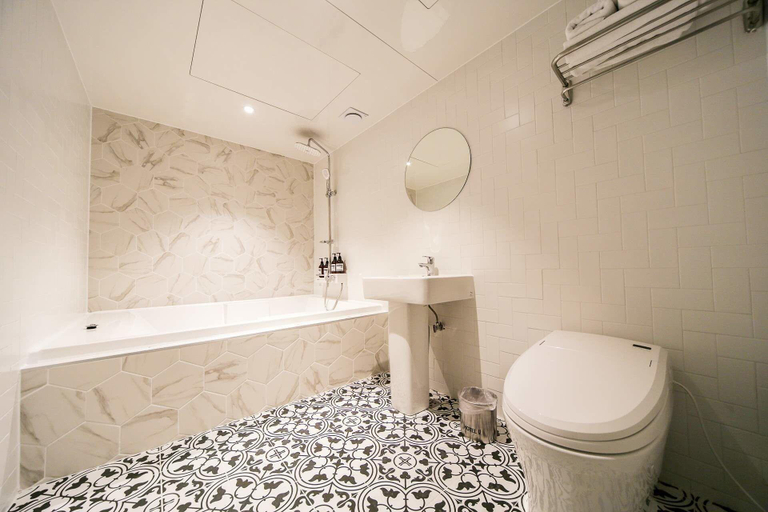 Bathroom 4, Uijeongbu Hotel U, Yangju