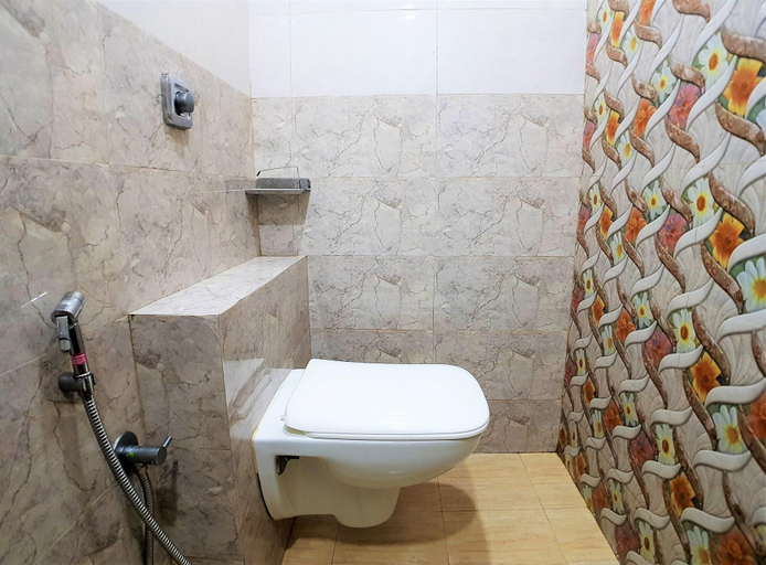 Bathroom 3, Hexa A One, Mumbai Suburban