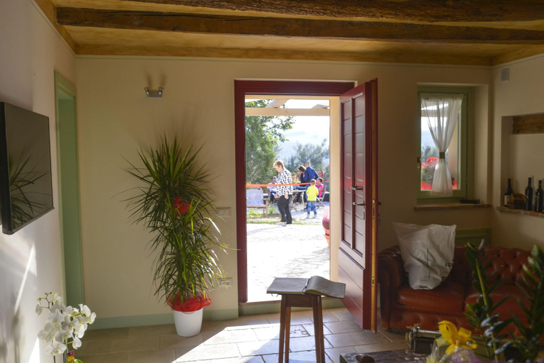 Public Area 4, Le MaRaClà Country House, Ancona