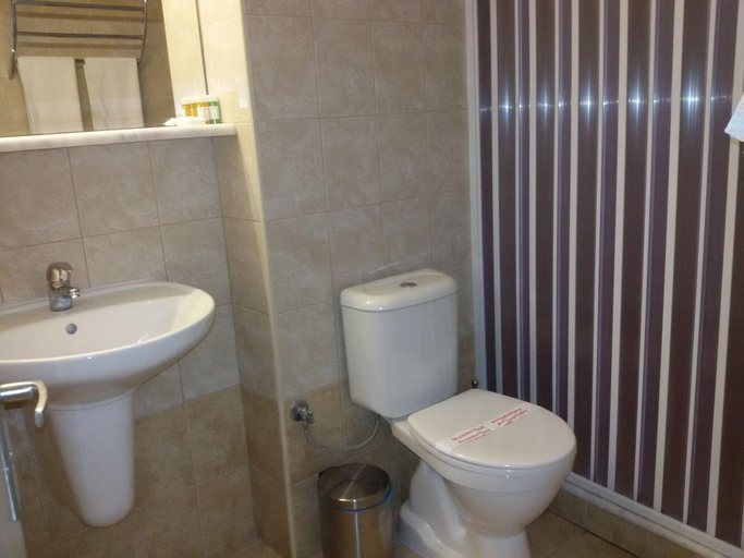 Bathroom, Amvrakia Hotel, West Greece