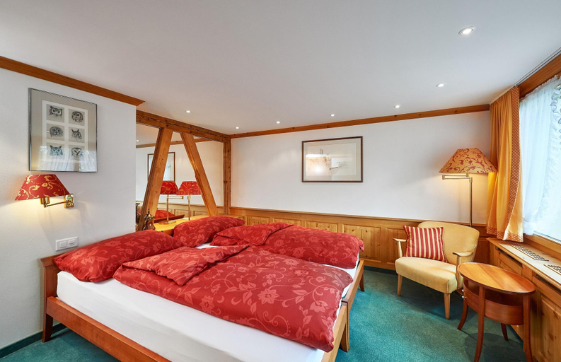 Bedroom 3, Hotel Arlenwald, Plessur