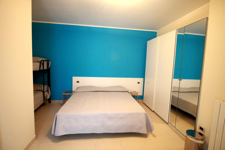 Bedroom 2, B&B Le Parmente, Lecce
