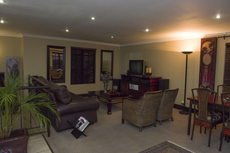 Public Area 3, NorthHill Guesthouse, Mangaung