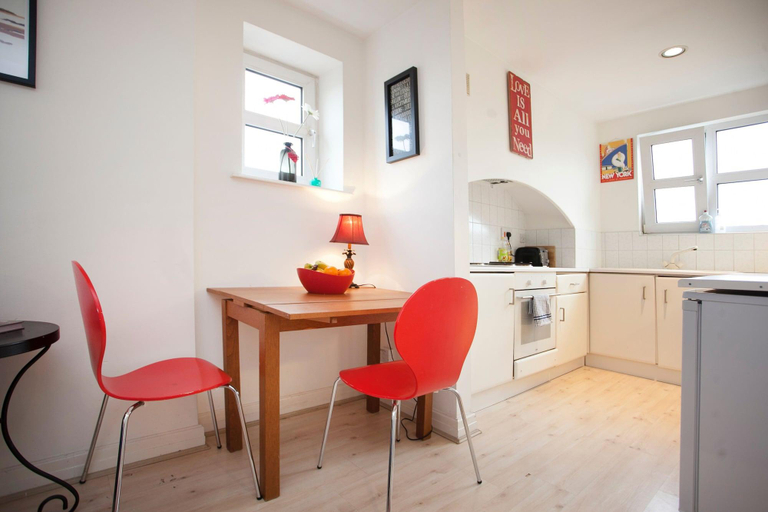 Public Area 4, Magdala Apartment, Nottingham