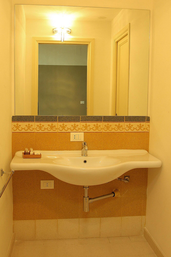 Bathroom 4, Abatellis Luxury, Palermo