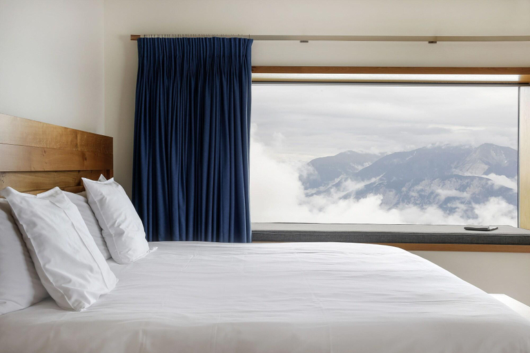 Bedroom 4, Chetzeron, Sierre