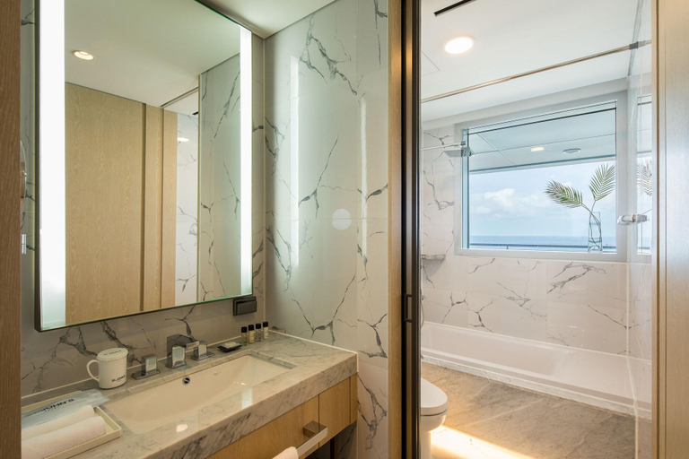 Bathroom 5, St. John's Hotel, Gangneung