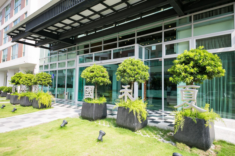Exterior & Views 2, Sunseed International Villa Hotel, Chiayi City