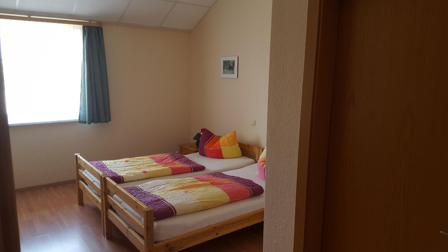 Bedroom 4, Müritz-Pension Waren, Mecklenburgische Seenplatte