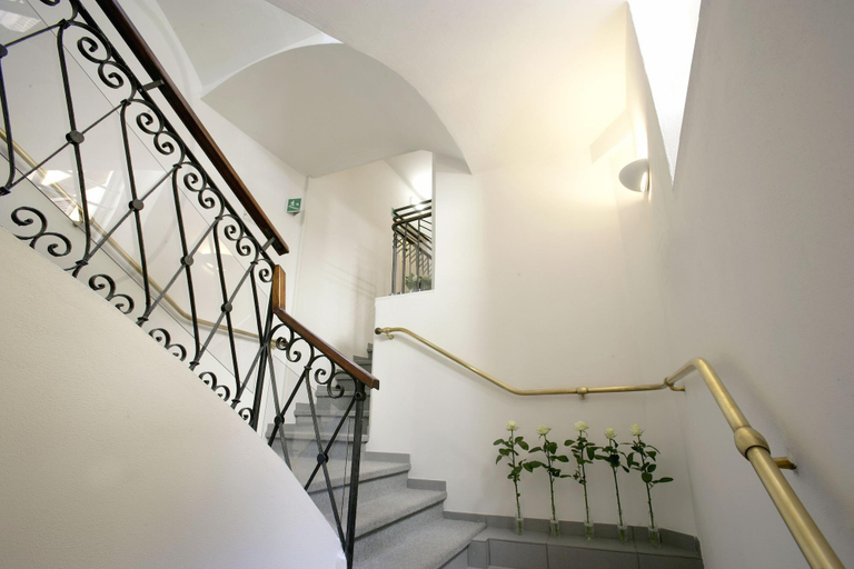 Public Area 2, Hotel Cervetta 5, Modena