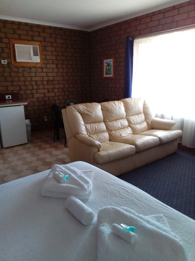 Public Area 2, Airport Whyalla Motel, Whyalla