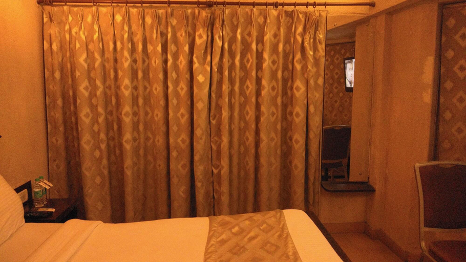 Public Area 3, Silverador Resort Club, Thane