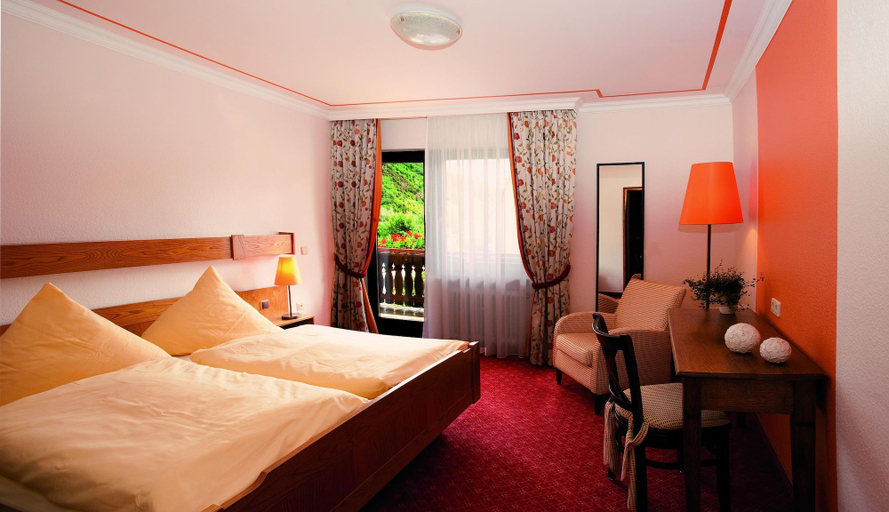 Bedroom 3, Hotel Traube, Mayen-Koblenz