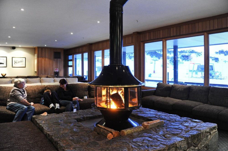 Public Area 3, Smiggins Hotel, Snowy River
