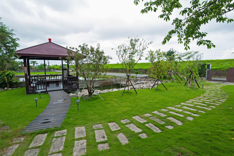 Exterior & Views 2, Riverbank B&B, Yilan