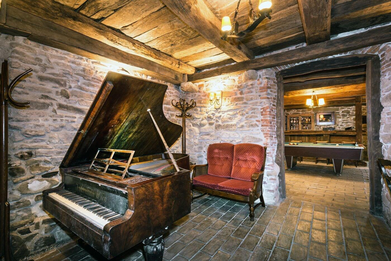 Public Area 3, Casa Savri, Sighisoara