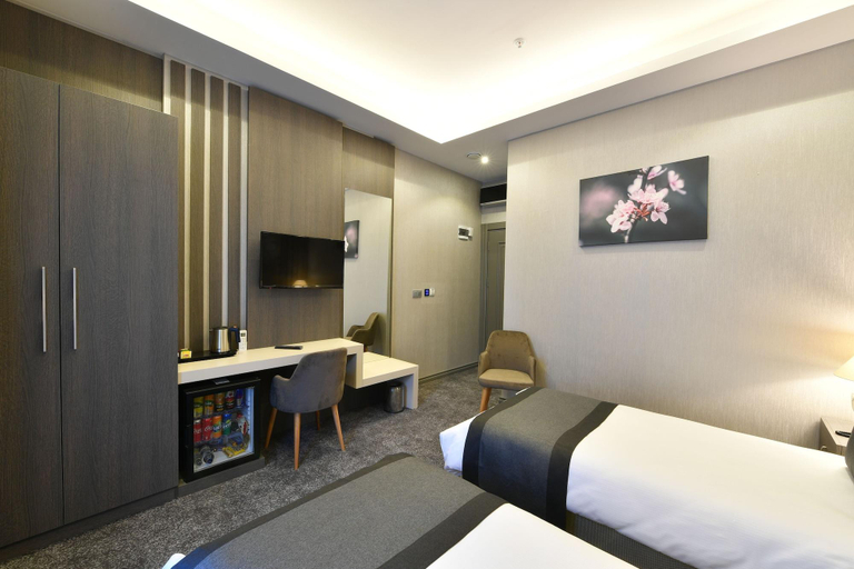 Bedroom 2, D'LUX BOUTIQUE HOTEL, Başiskele