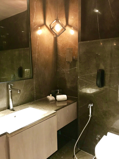 Bathroom 5, Levana Suites, Lucknow