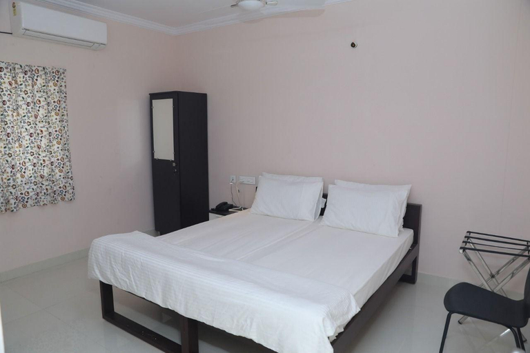 Bedroom 4, Brundavan Suites, Visakhapatnam