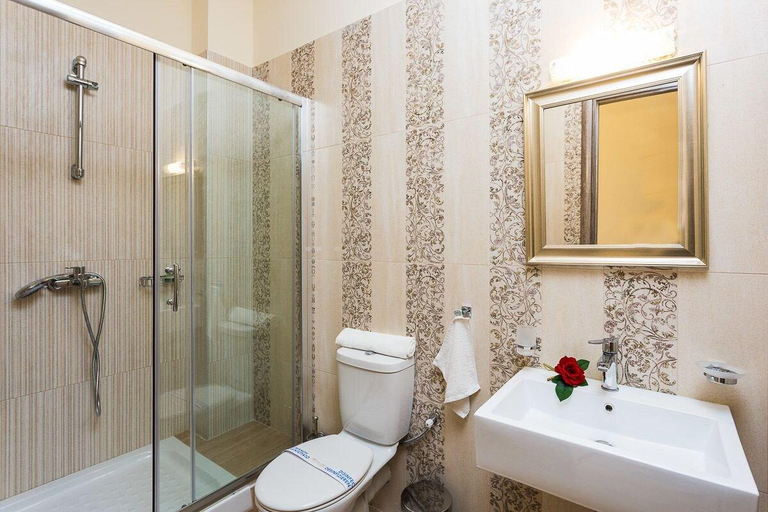 Bathroom 5, Polyxenia Suites, Crete