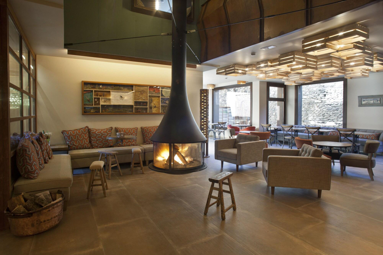 Public Area 2, Hotel La Neu, Huesca