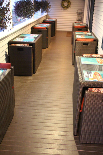 Public Area 2, Tandem Bike Inn, Monmouth