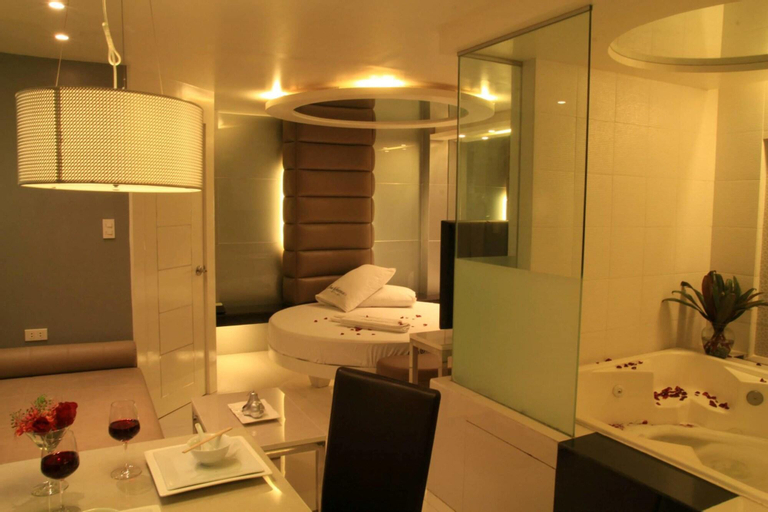 Bedroom 18