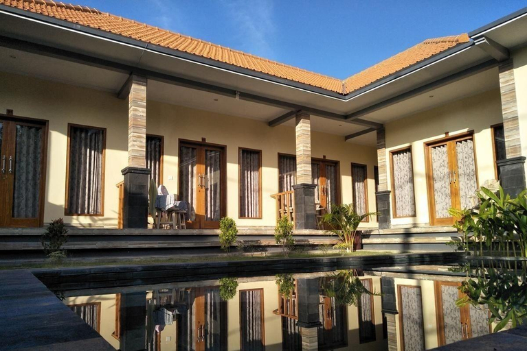 Exterior & Views 2, Cantika Guest House, Badung