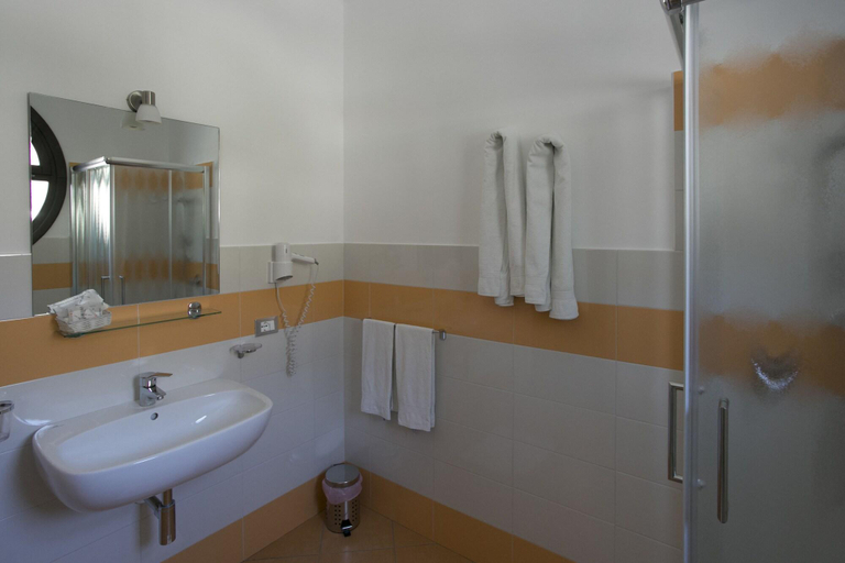 Bathroom 5, Rotte e Sentieri B&B, Trapani