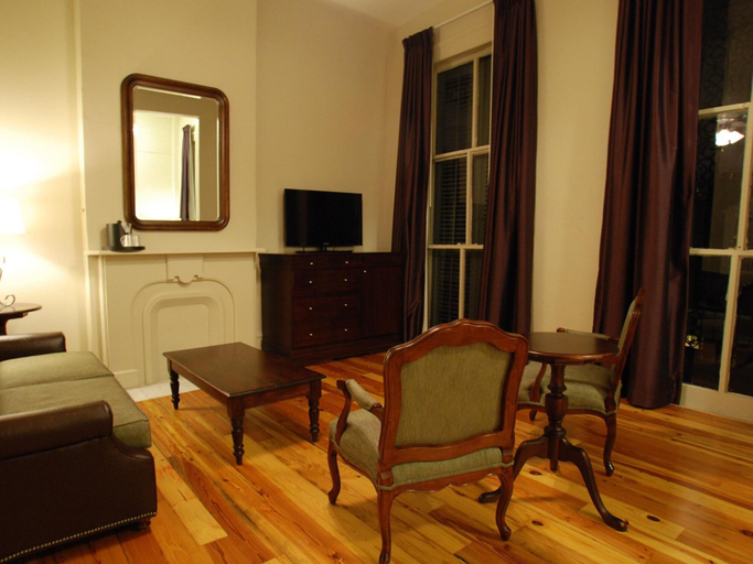 Others 5, Inn On St Ann, Orleans
