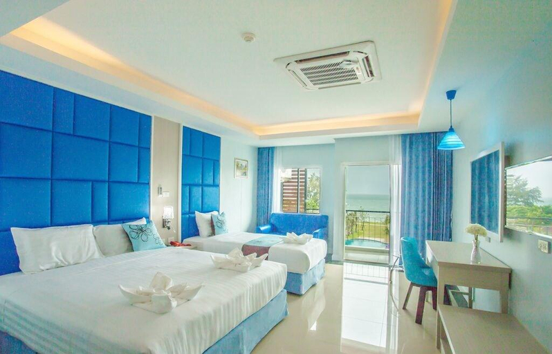 Bedroom 4, Saint Tropez Beach Resort Hotel, Tha Mai
