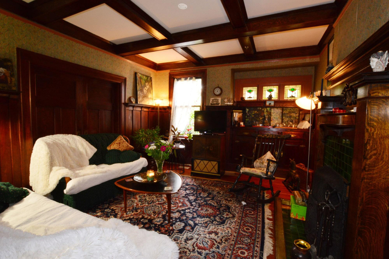 Others 5, Marketa's Bed & Breakfast, Capital