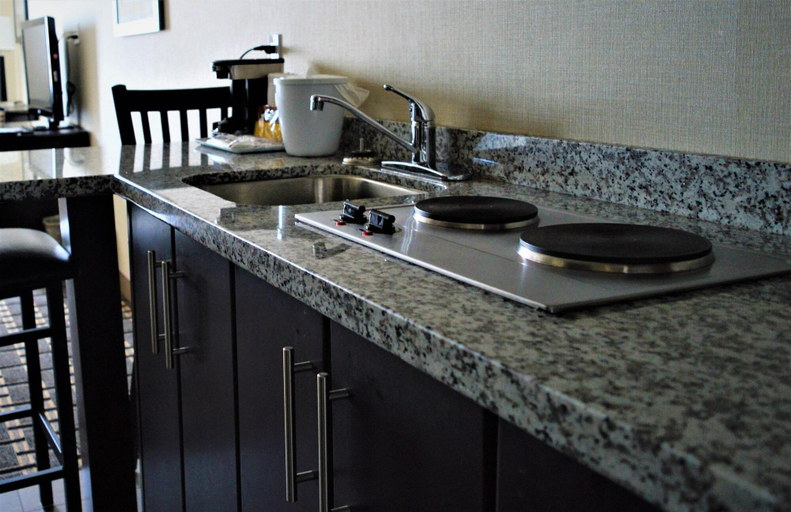 Food & Drinks 5, Sigma Inn & Suites Melville, Division No. 5