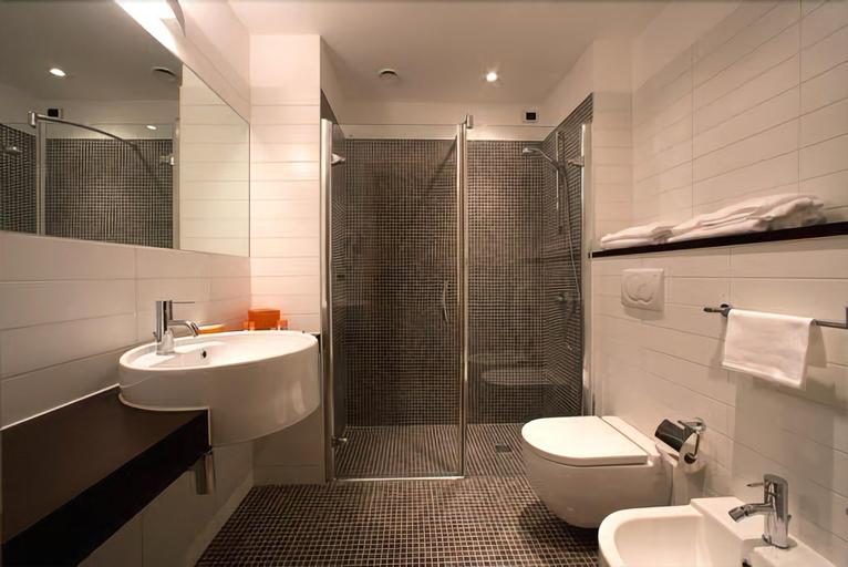Bathroom 3, Schio Hotel, Vicenza