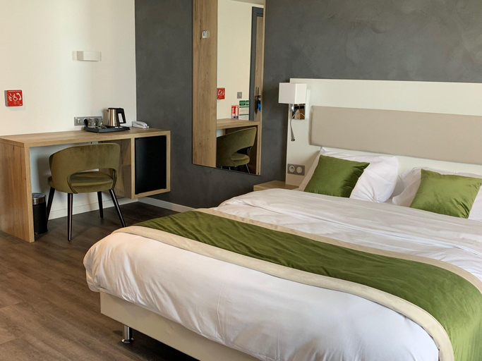 Bedroom 5, B&B HOTEL Brumath Bernolsheim, Bas-Rhin