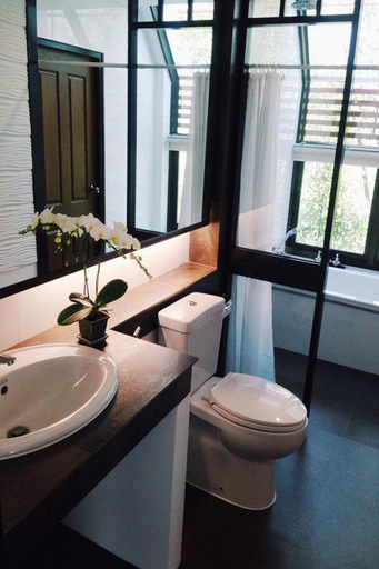 Bathroom 4, Doltara Boutique Resort, San Kamphaeng