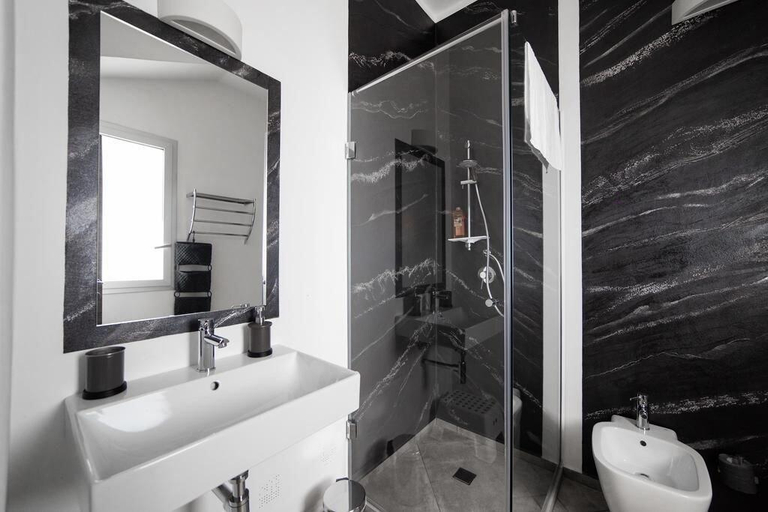 Bathroom 5, 5 Elementi, Agrigento