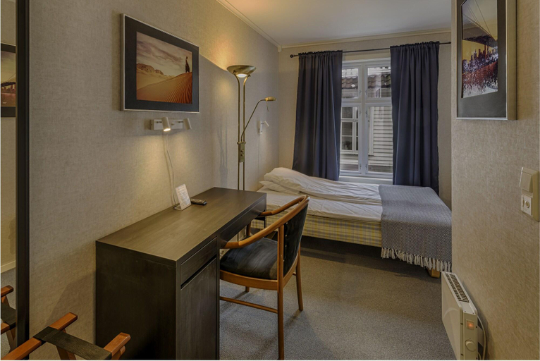 Others 3, Kjøbmandsgaarden Hotel, Mandal