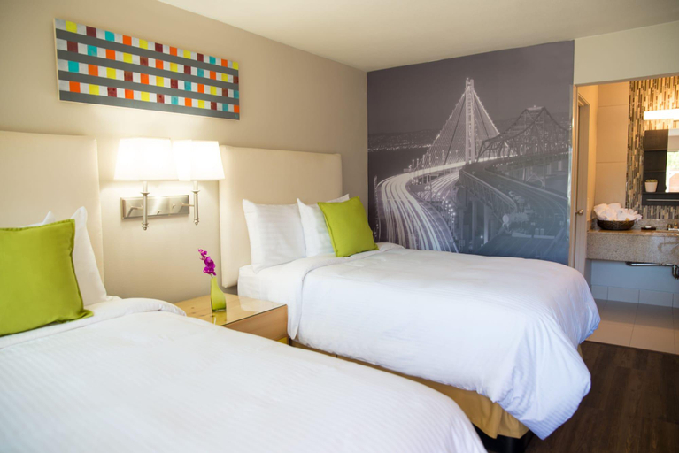 Bedroom 1, Inn at Temescal, Alameda