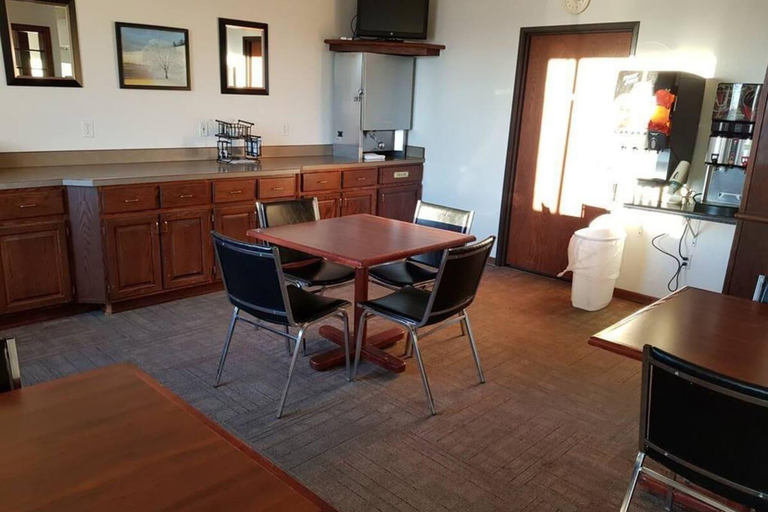 Others 5, Sky-Palace Inn & Suites Northfield, Rice