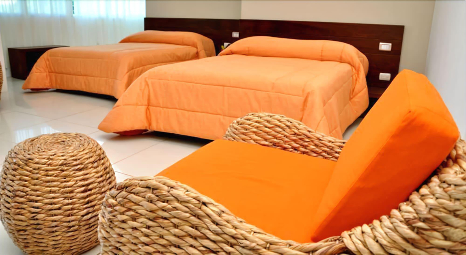 Public Area, Hotel Ninfa, Santa Cruz