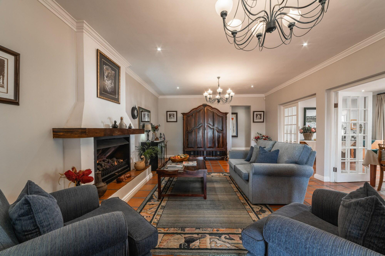 Public Area 2, Eikendal Lodge, Cape Winelands