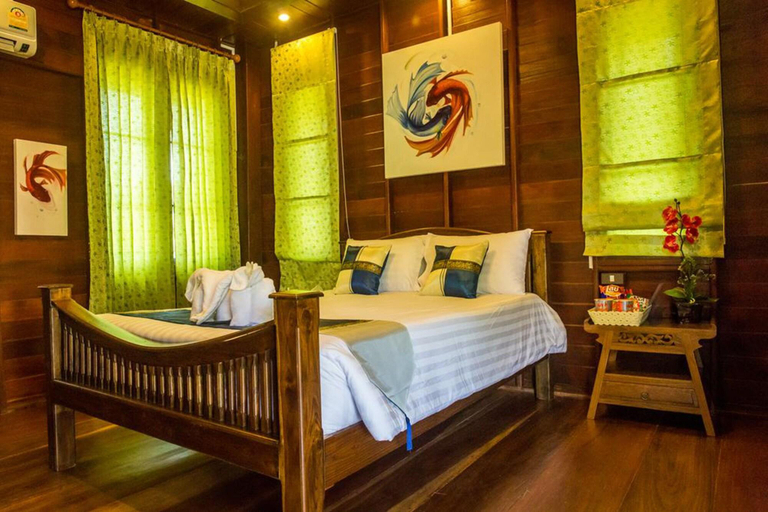 Bedroom 2, Sunlove Resort and Spa - Royal View, Muang Nakhon Pathom