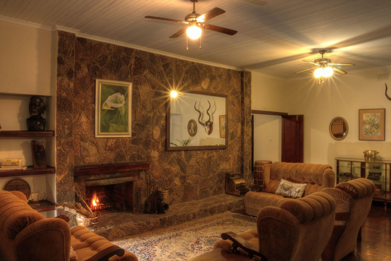 Public Area 2, Musketeers Lodge, Matobo