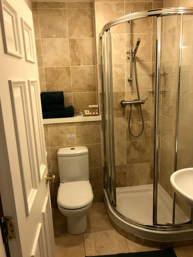 Bathroom 5, Violet Lodge, Dublin