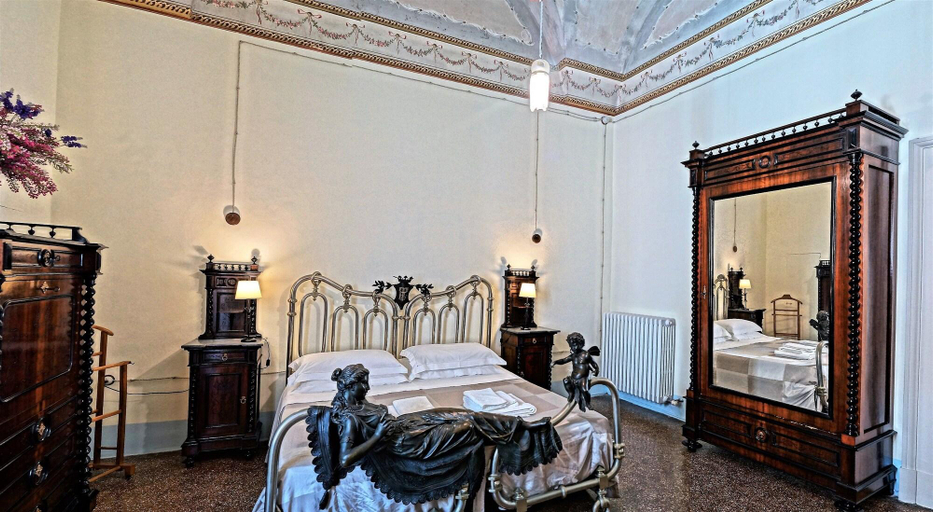 Bedroom 4, Historical Suites VVM, Lecce