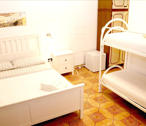 Bedroom 2, Bed and Breakfast L'Aranceto, Brindisi
